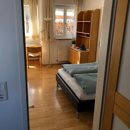 Haus Waldheim בית אירוח *